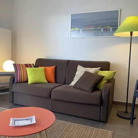 Appartement - T2 Bord De - Centre-ville Avec Parking - Fr-1-738-33 *