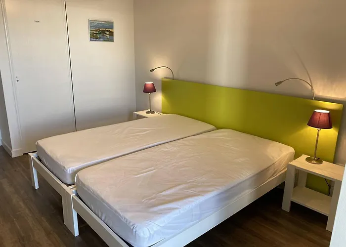 Apartman - T2 Bord De - Centre-ville Avec Parking - Fr-1-738-33 *