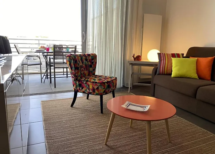 Apartman - T2 Bord De - Centre-ville Avec Parking - Fr-1-738-33